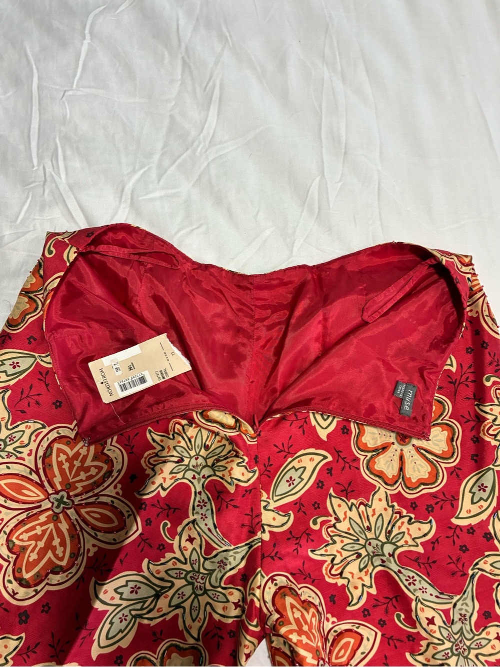 VTG Muse 11 Coral Red Floral Beaded Capris with Cream & Orange Accents - Picture 8 of 12